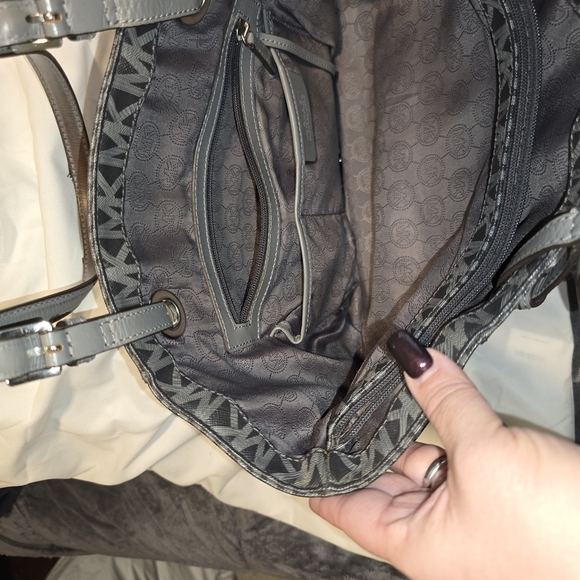 MICHAEL Michael Kors Charcoal and Silver Tote - Picture 5 of 6